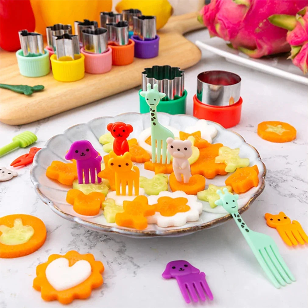 30/48-Piece Sandwich Cutter Set for Kids Cookie, Bread & Fruit Shape Molds